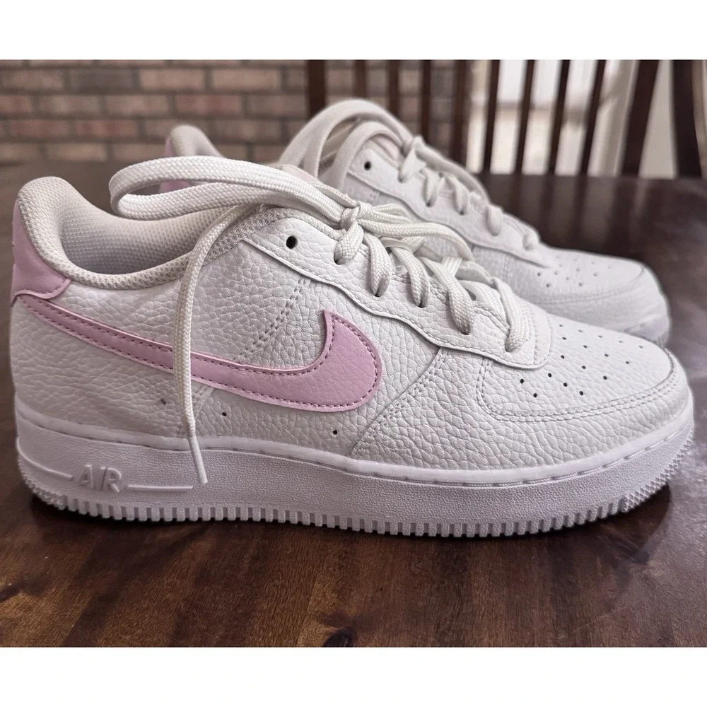 Nike Air Force 1 Low GS White Pink Foam CT3839-103 Kids Size 7Y / Women 8.5